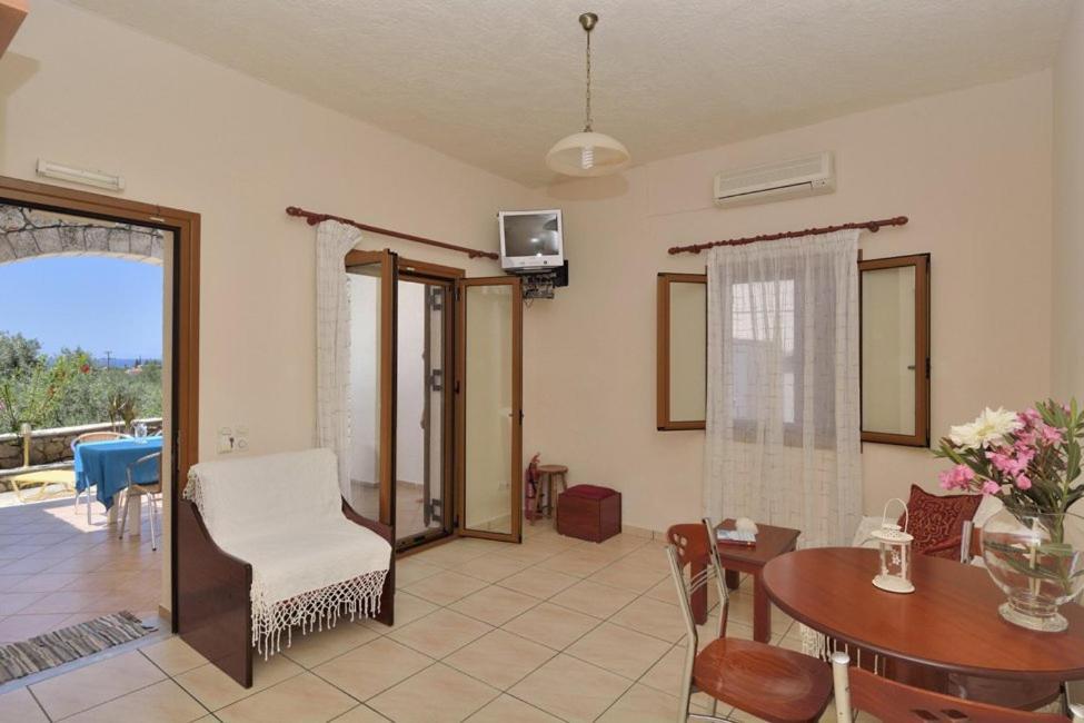 Markos Apartments 2 Stoupa Ngoại thất bức ảnh
